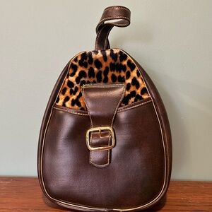 Vintage 60s/70s Leopard Print Dome Bowling Bag